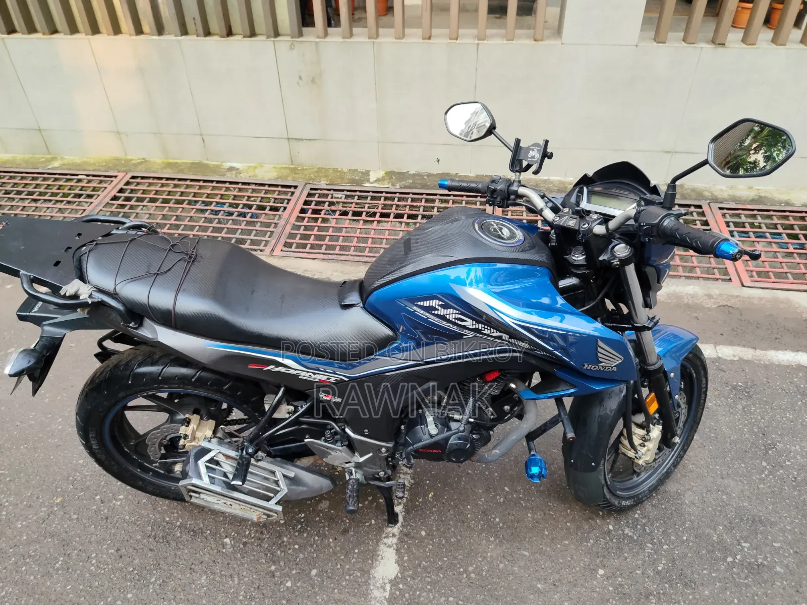 Honda CB 2022 Blue