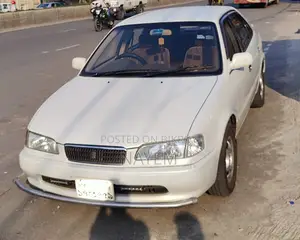 Toyota Sprinter 2000 Pearl