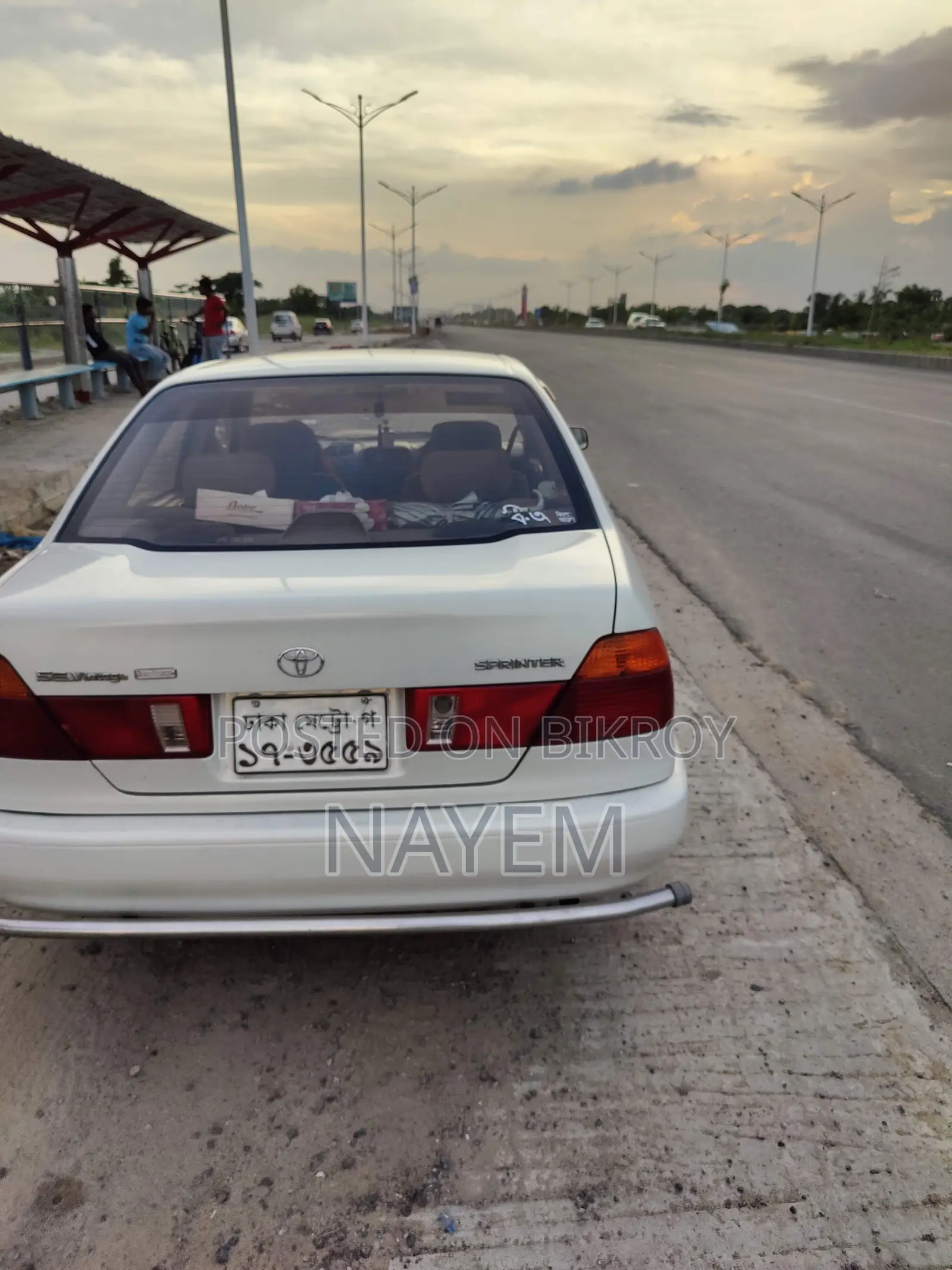 Toyota Sprinter 2000 Pearl
