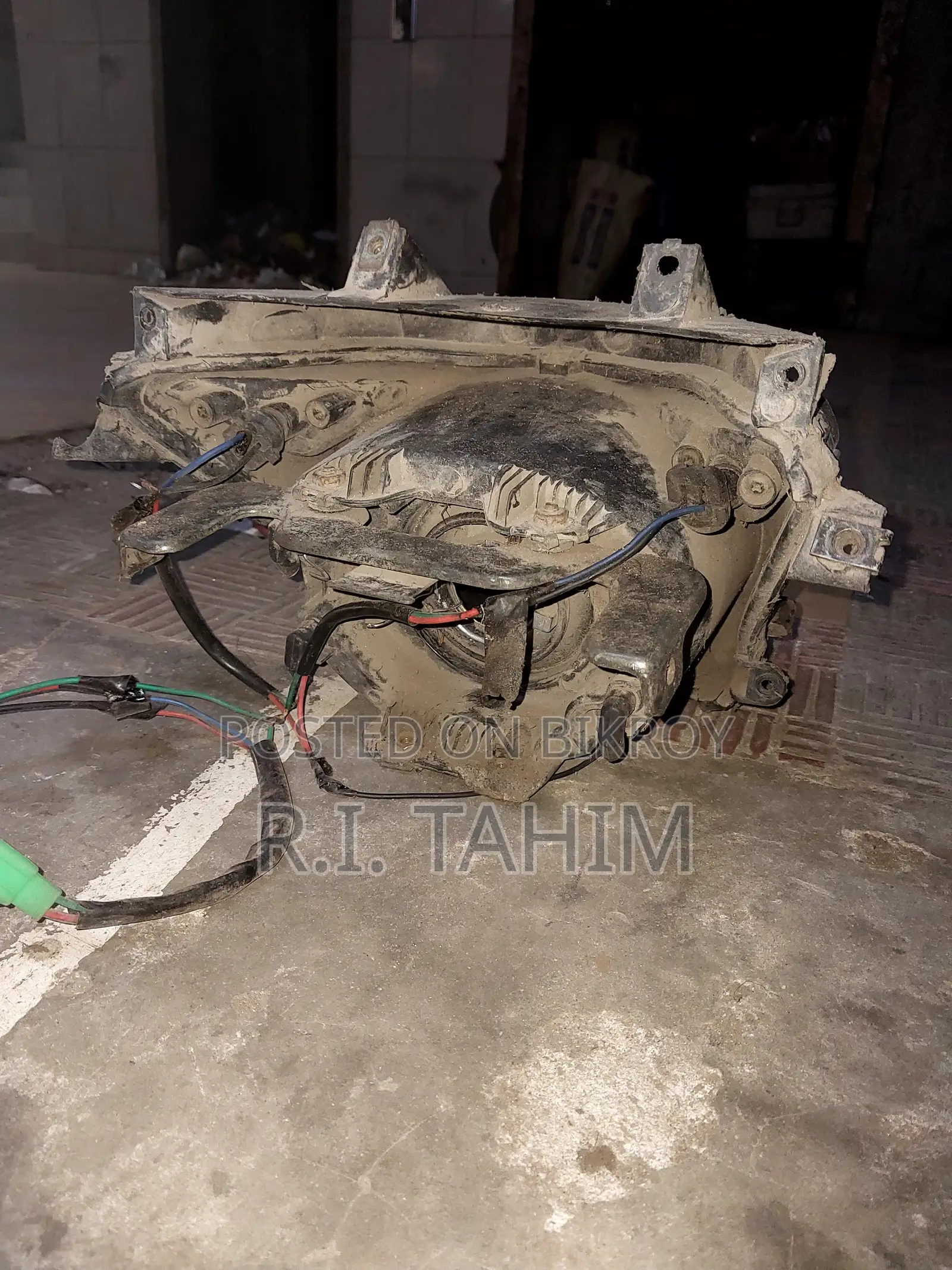 Pulsar Headlight