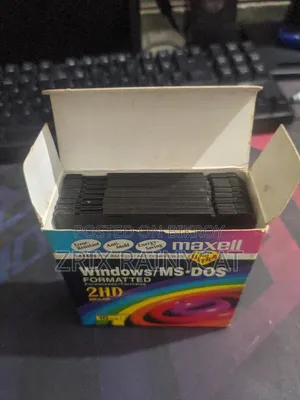 Maxwell MF2-HD Floppy Disk 8 Piece