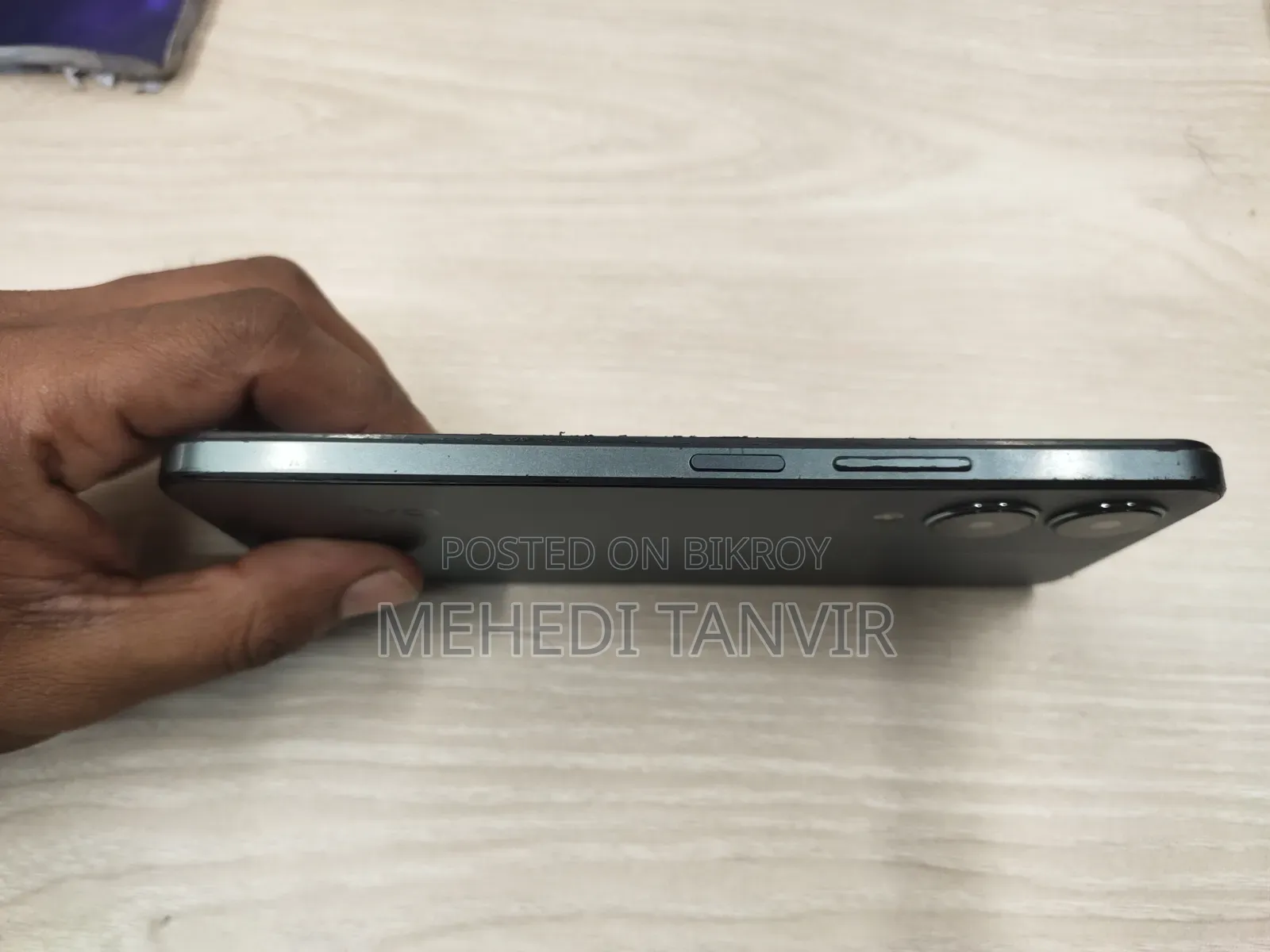 Vivo Y17 128 GB