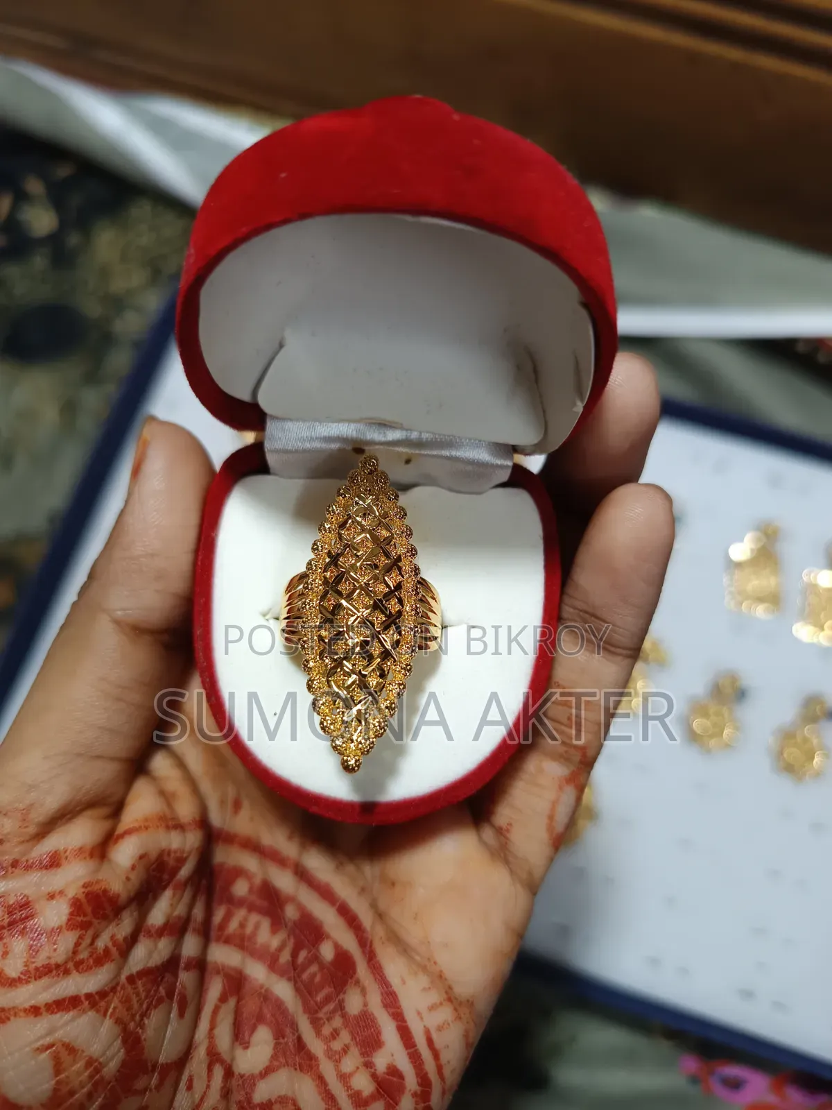 গোল্ড ডিজাইন ইন্সপায়ার্ড অ্যাডজাস্টেবল ফিঙ্গার রিং