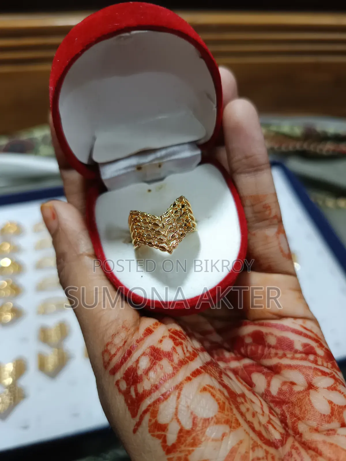 গোল্ড ডিজাইন ইন্সপায়ার্ড অ্যাডজাস্টেবল ফিঙ্গার রিং