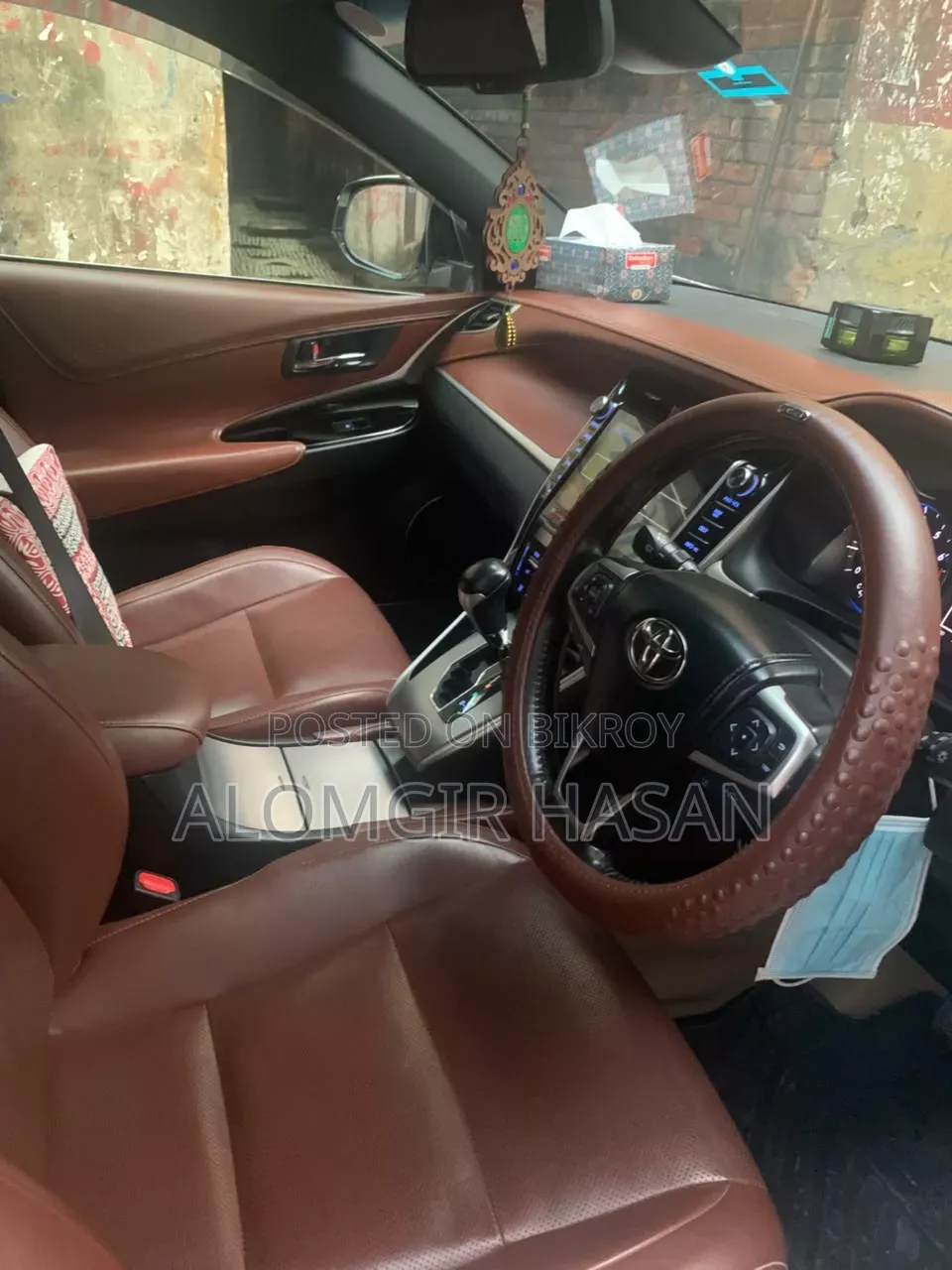 Toyota Harrier 2.0 2018 Pearl