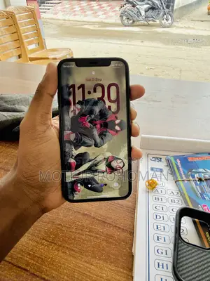 Apple iPhone 11 Pro 64 GB Gray