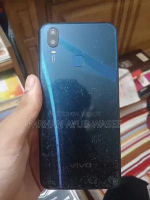 Vivo Y11 32 GB Blue