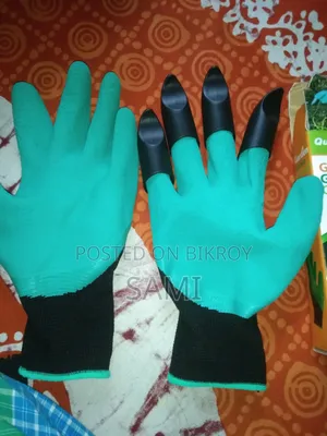 বাগানের কাজের জন্য হ্যান্ড গ্লাভস1Pair +With clawsDurable Waterproof