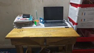 চেয়ার টেবিল