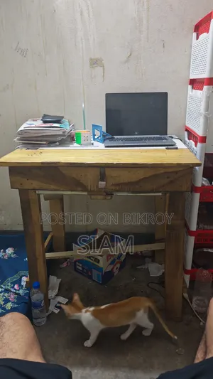 চেয়ার টেবিল
