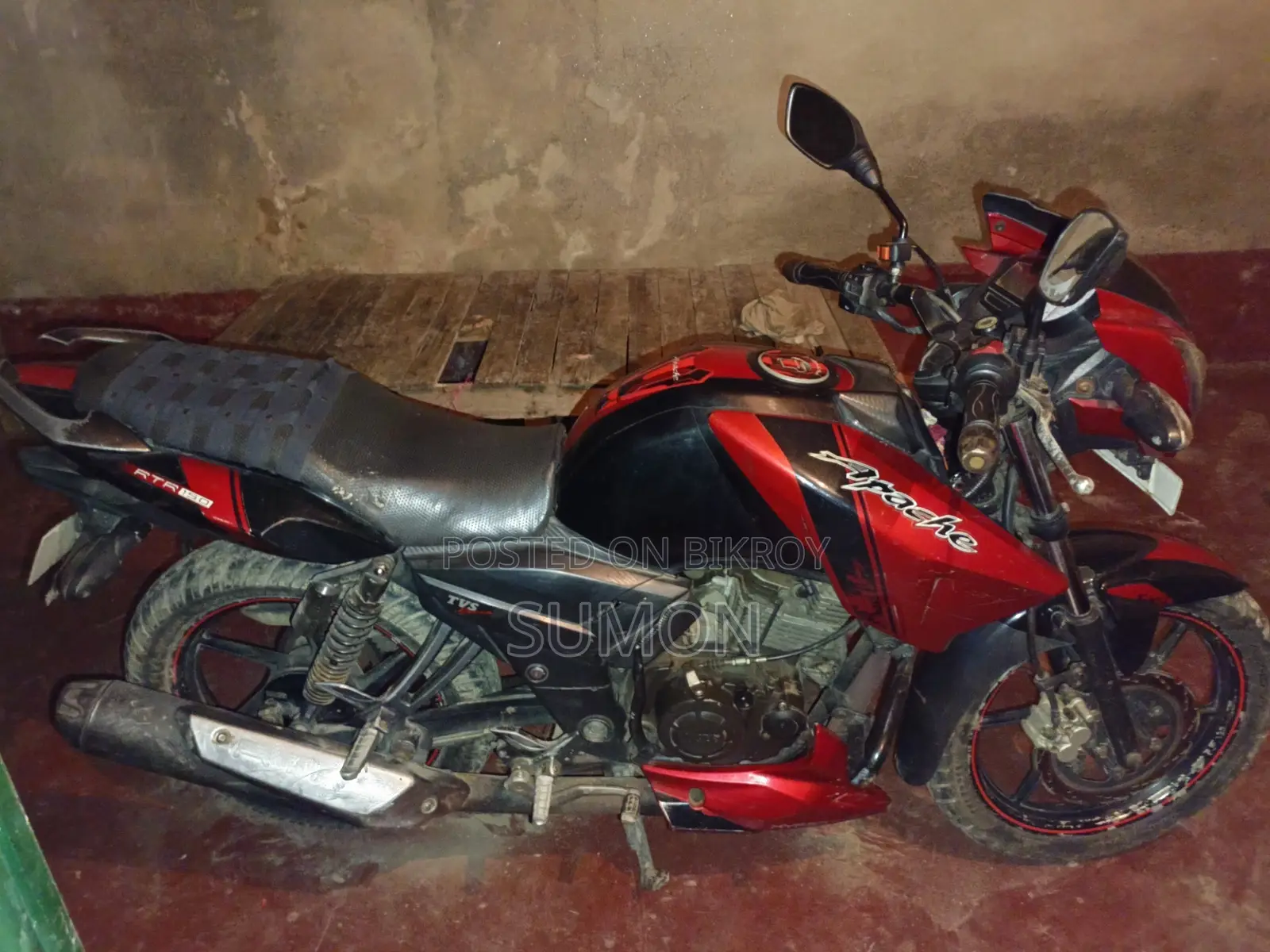 TVS Apache RTR 160 2v Abs 2016