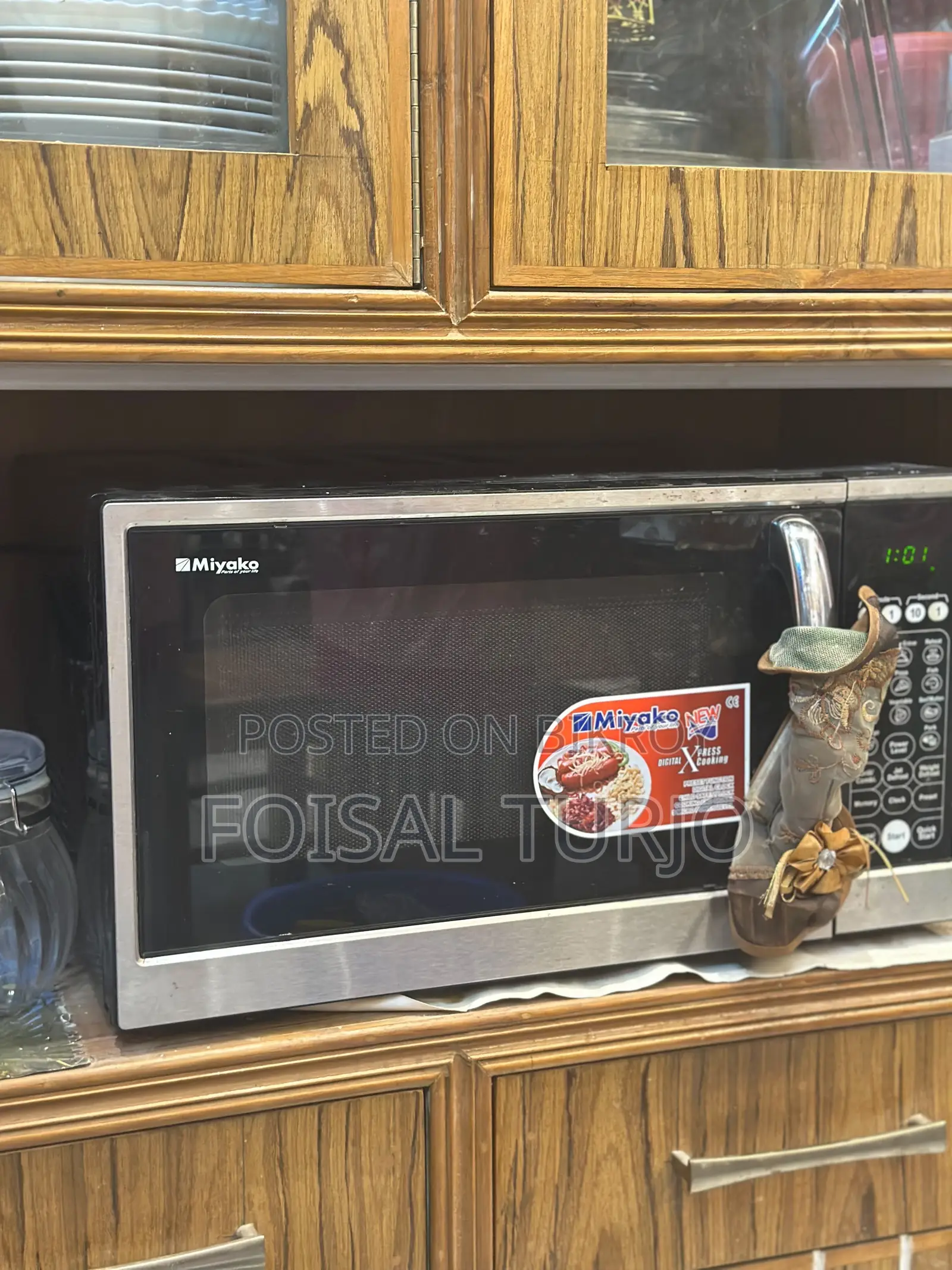 Miyako Microwave Oven