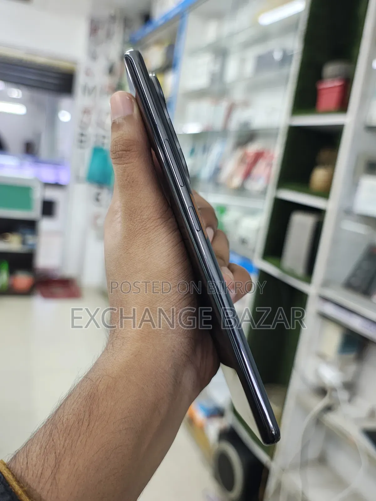 Tecno Pova Curve 256 GB Graphite