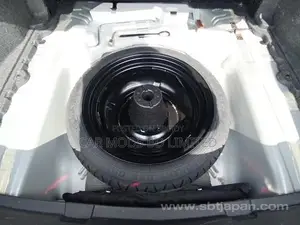 Toyota Axio 2021 Silver