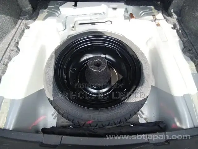 Toyota Axio 2021 Silver