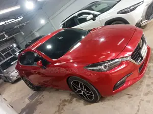 Mazda Axela 2016 Red