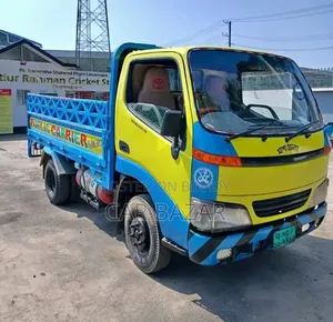 Toyota Dyna Pickup 2017