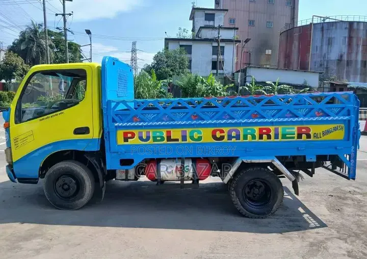 Toyota Dyna Pickup 2017