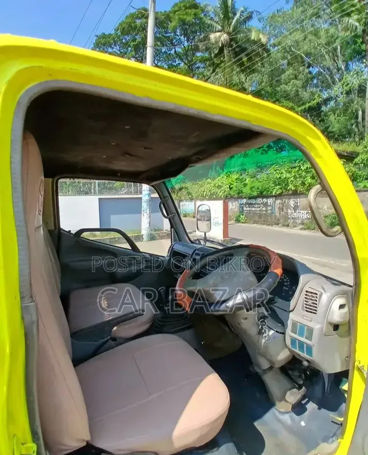 Toyota Dyna Pickup 2017