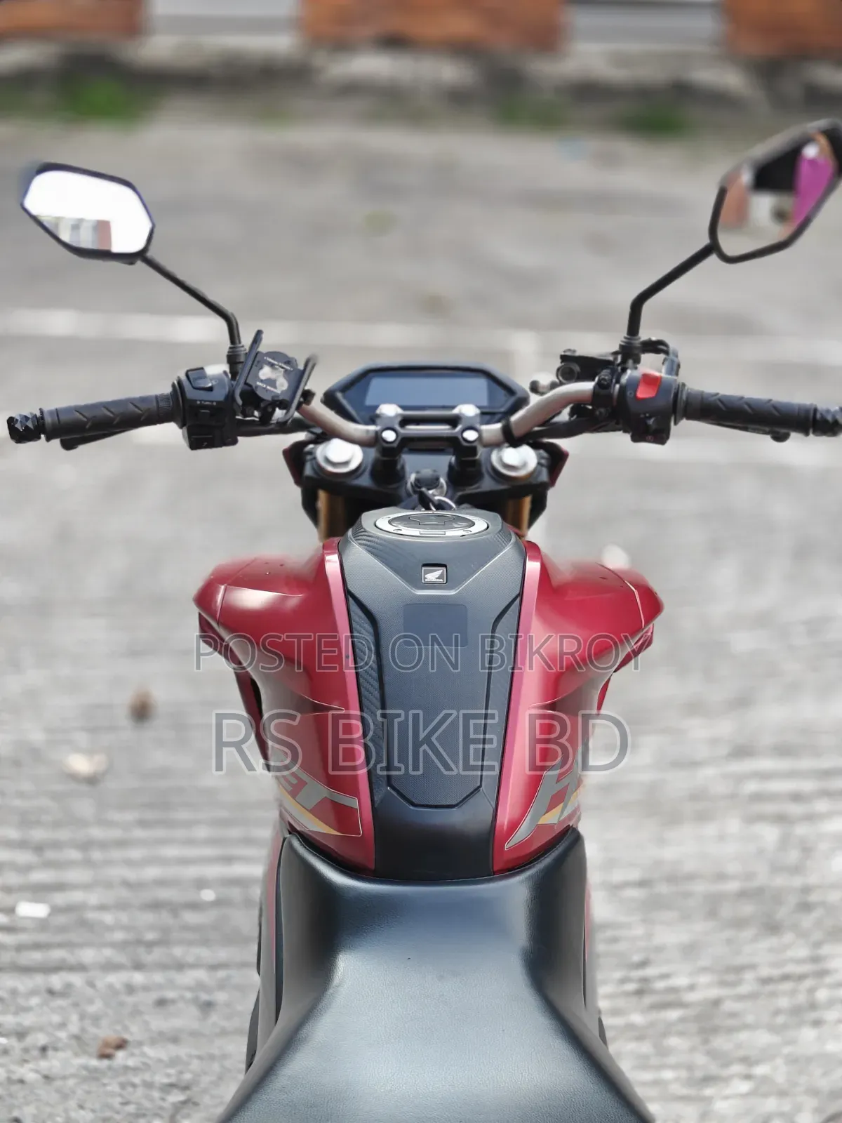 Honda Hornet 2.0 2024 Brown