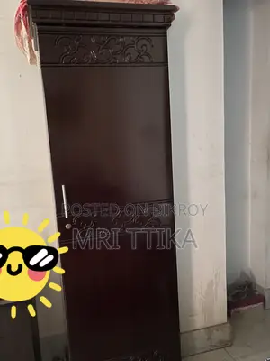Single Almari( Malaysian Wood)