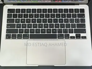 Laptop Apple MacBook Air 2022 M2 16GB Apple M2 SSD 256GB