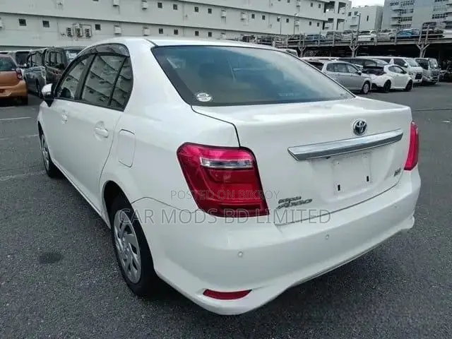 Toyota Axio 2021 White