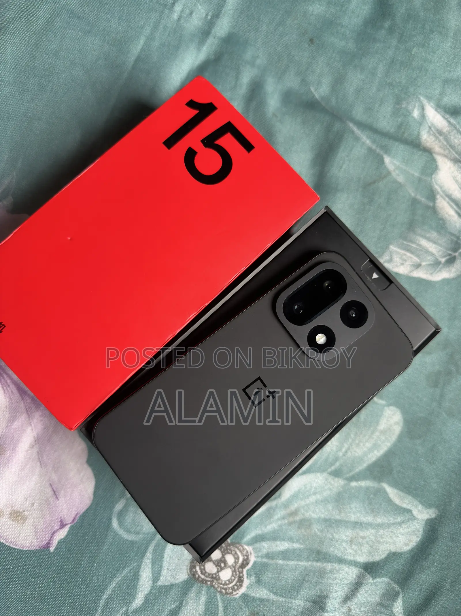 ওয়ানপ্লাস ১৫ ২৫৬ জিবি ব্ল্যাক
