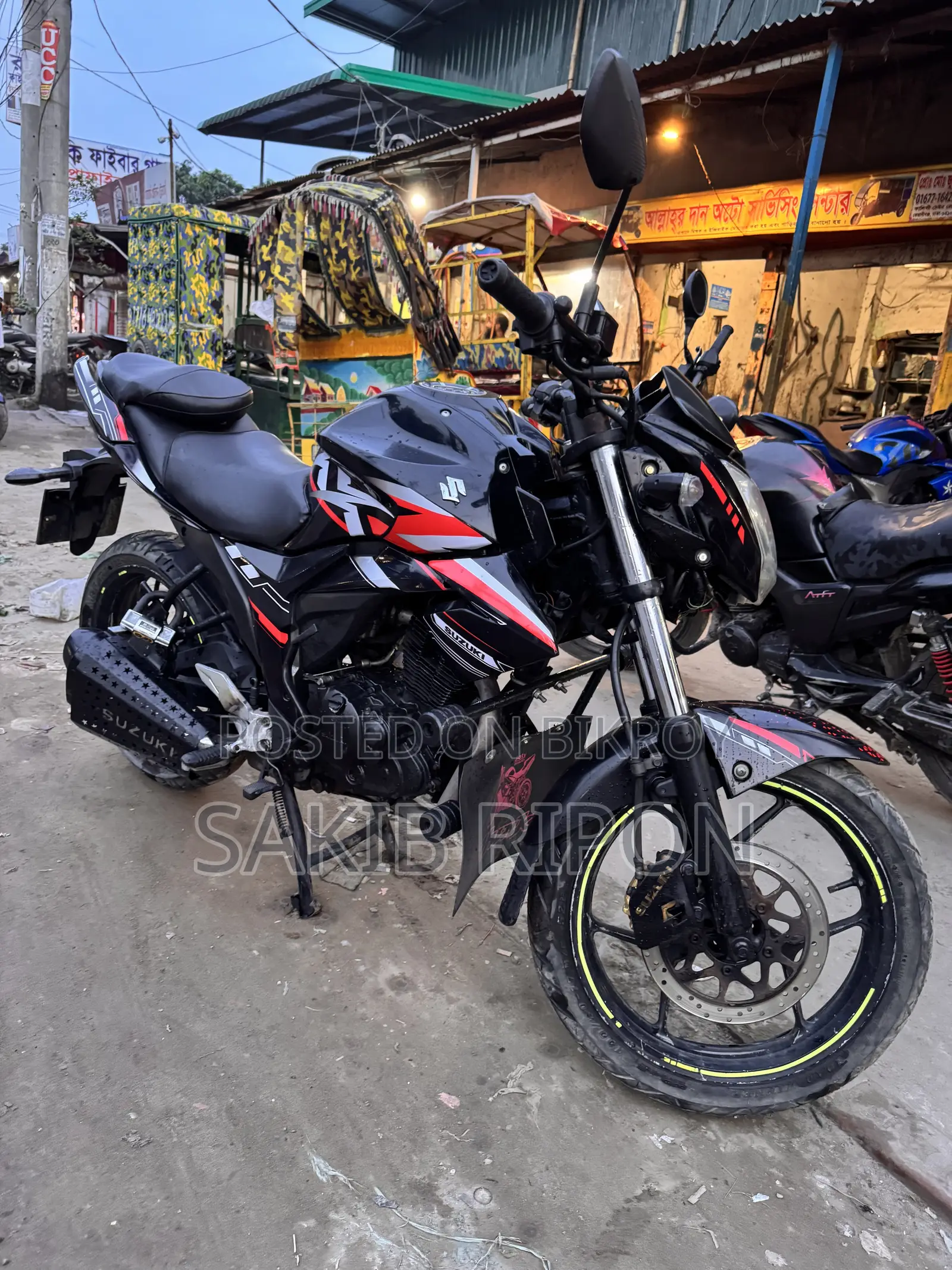 সুজুকি জিক্সার ২০১৮ ব্ল্যাক