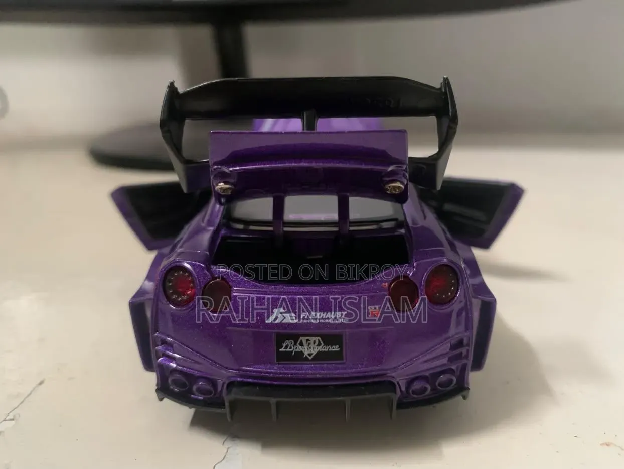 Nissan GTR35 LBWK Edition 1:32 Scale