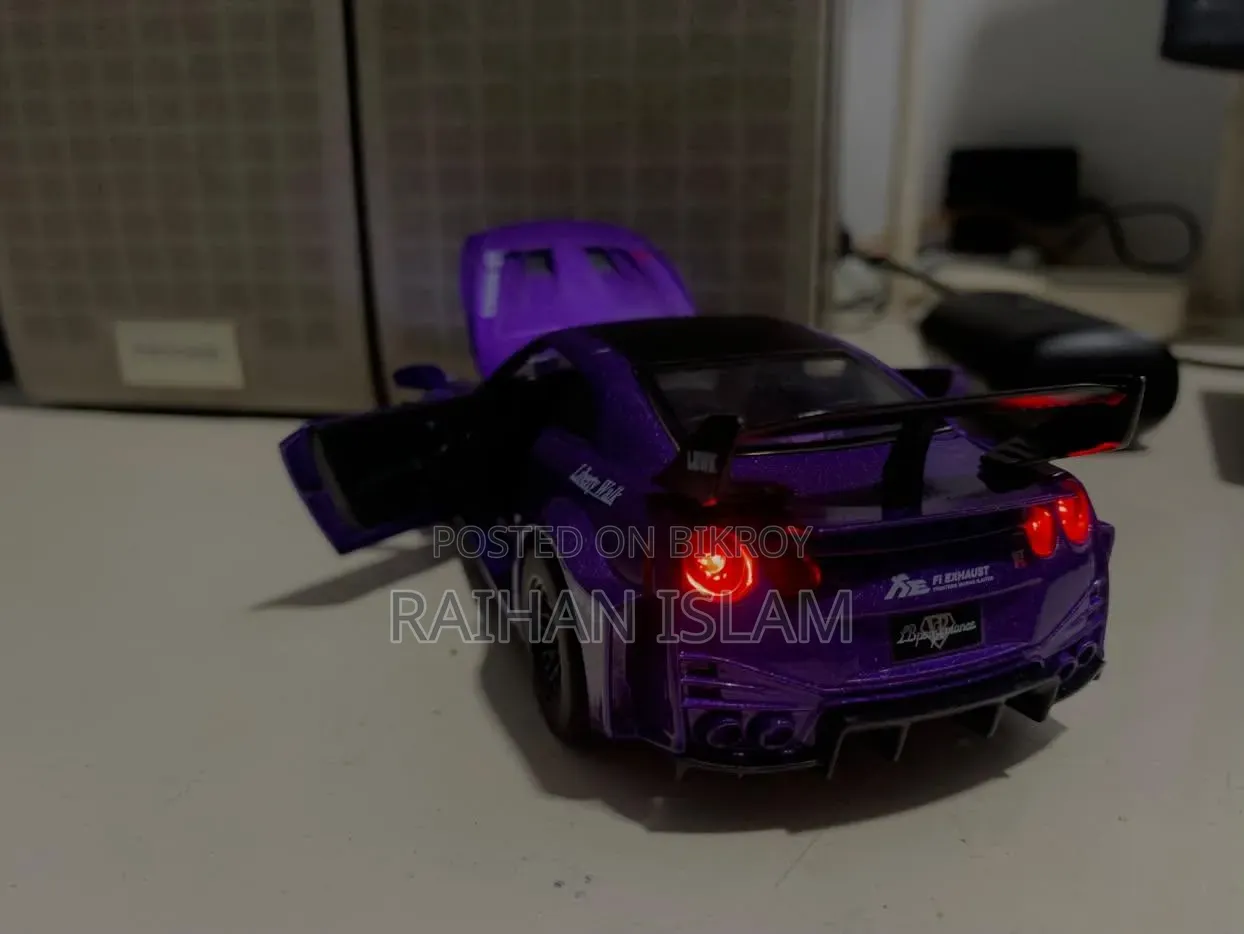 Nissan GTR35 LBWK Edition 1:32 Scale