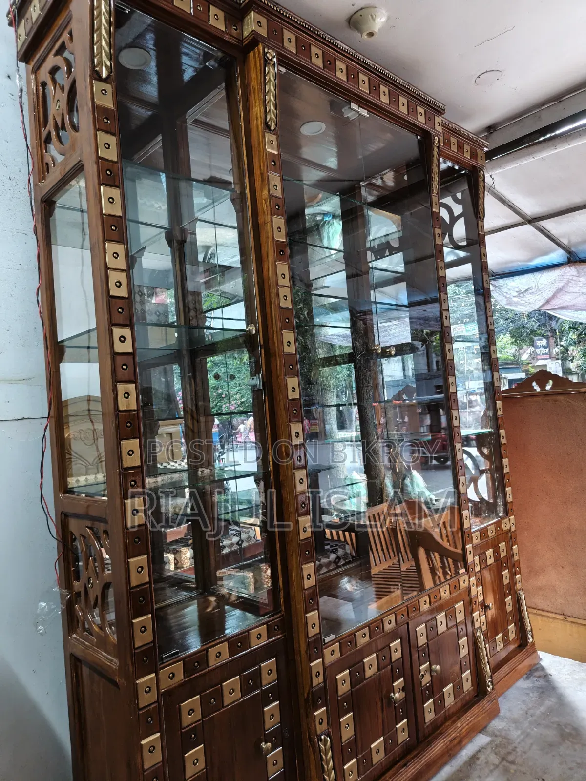 ৩ পাট সুকেস