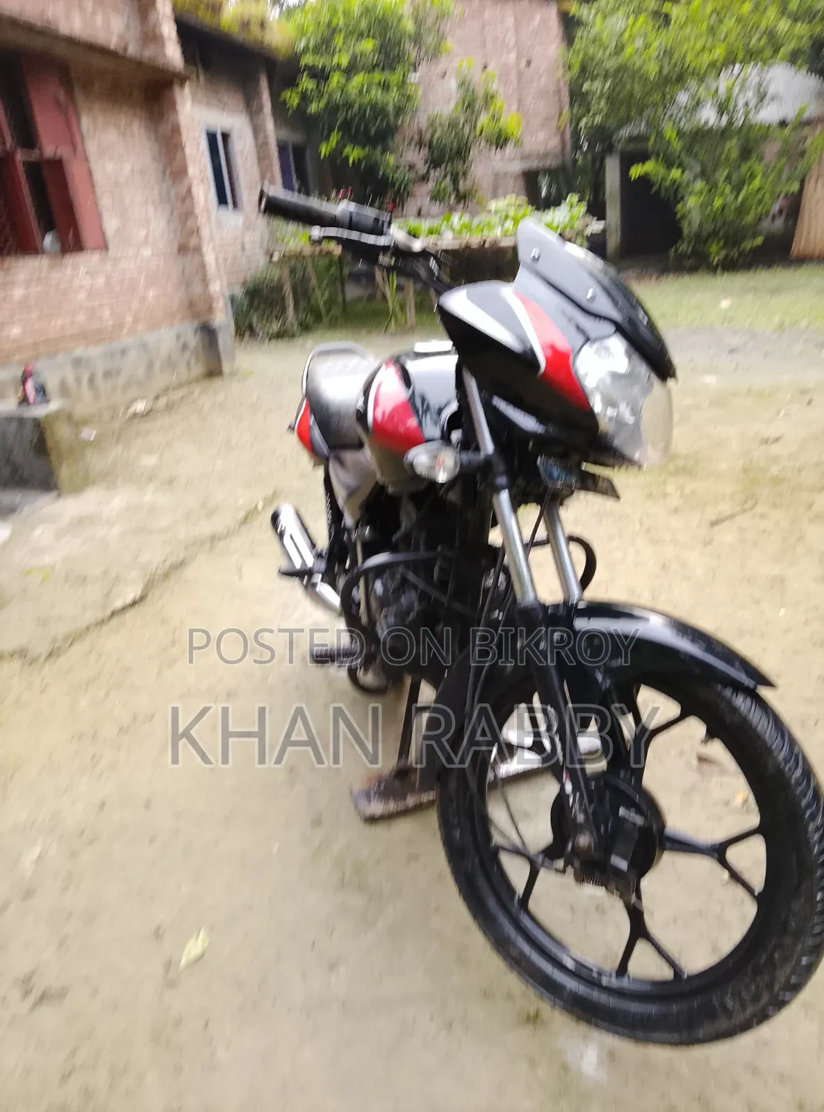 বাজাজ ডিসকভার ১১০ ২০১৯ কালো