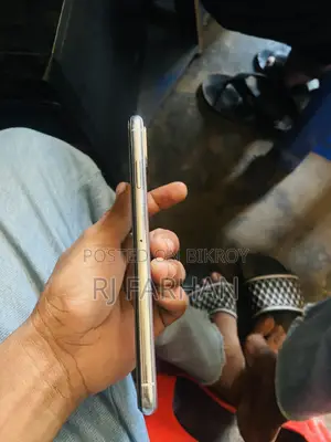 অ্যাপল আইফোন এক্সএস ম্যাক্স ২৫৬ জিবি সাদা