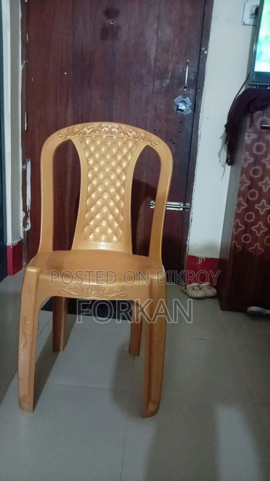 Table and RFL Chair