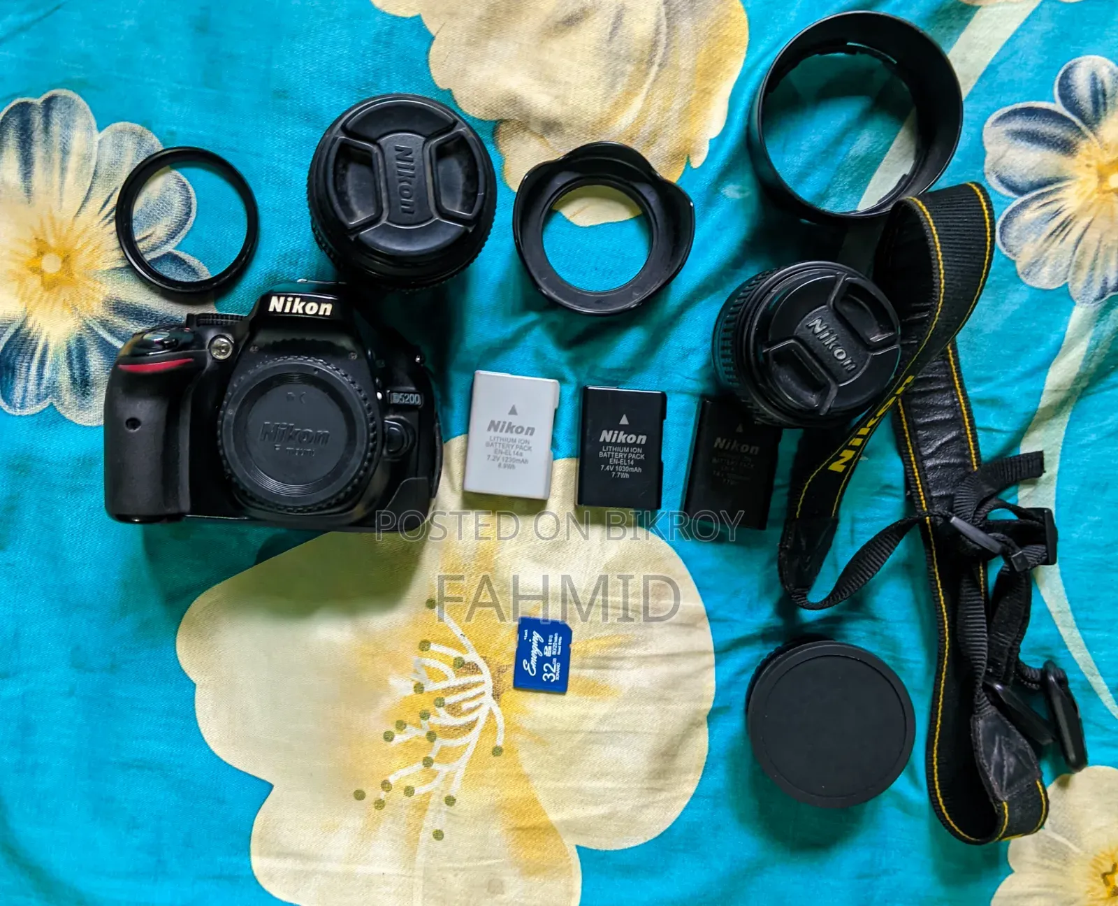 Nikon D5200 With 2 Lenses