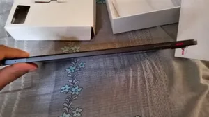 মোবাইল ফোন ২৫৬ জিবি গ্রে