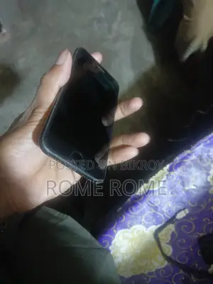 Apple iPhone 7 32 GB Black