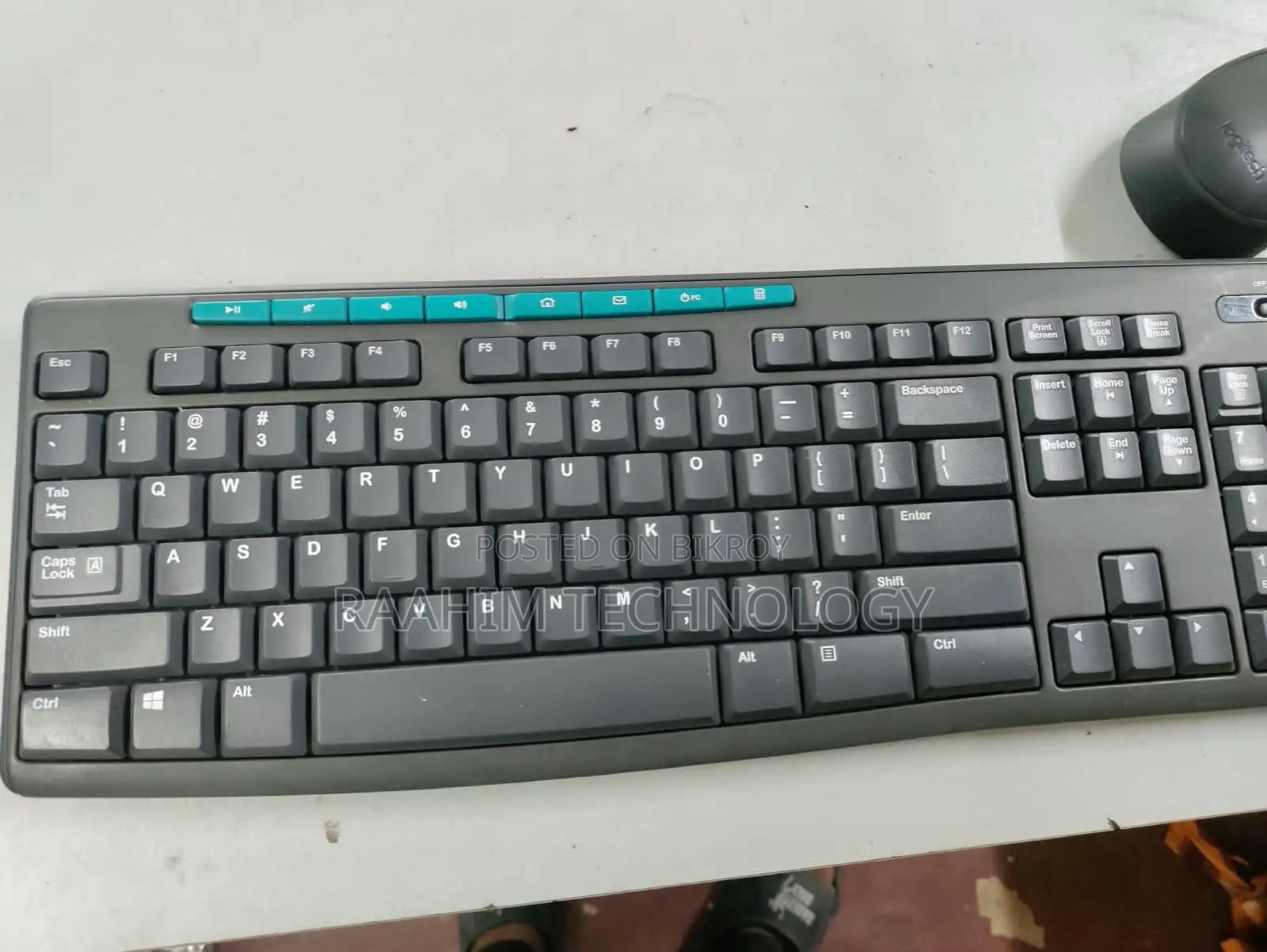Super Fresh: Logitech MK275 Wireless Keyboard Mouse Combo for Sale