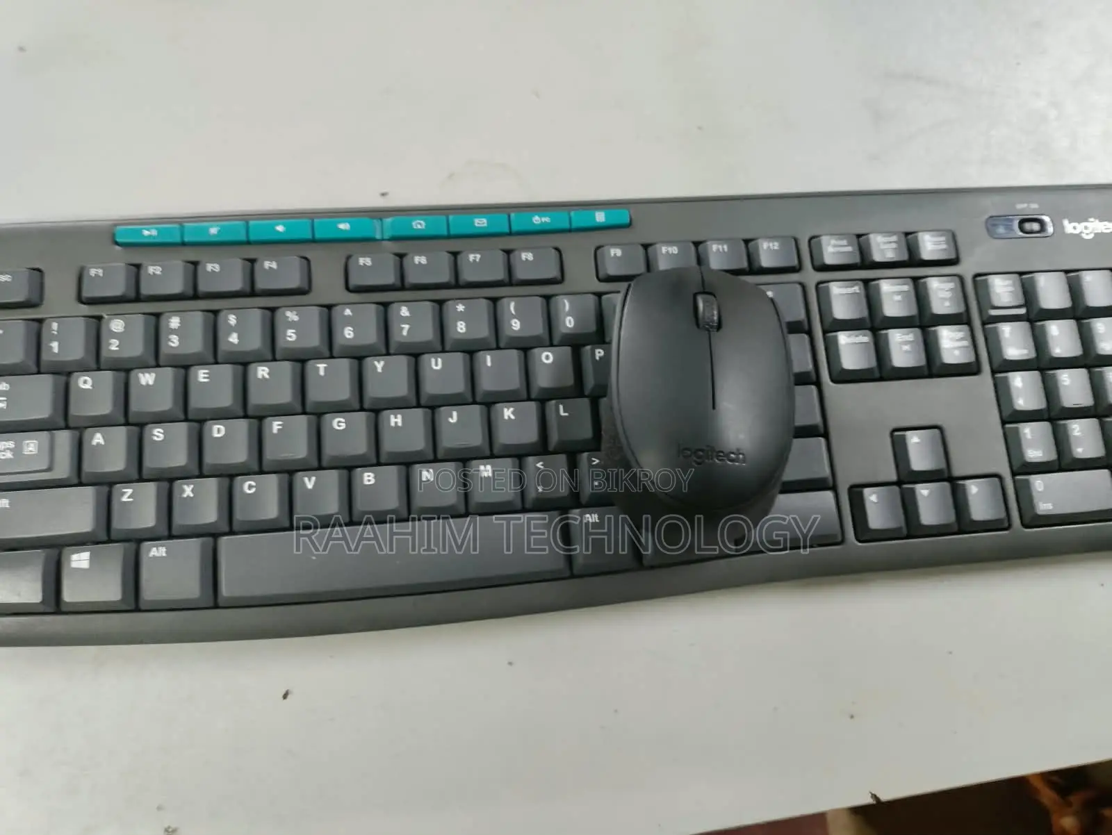 Super Fresh: Logitech MK275 Wireless Keyboard Mouse Combo for Sale