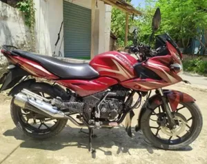 Bajaj Discover 150F 2016 Brown