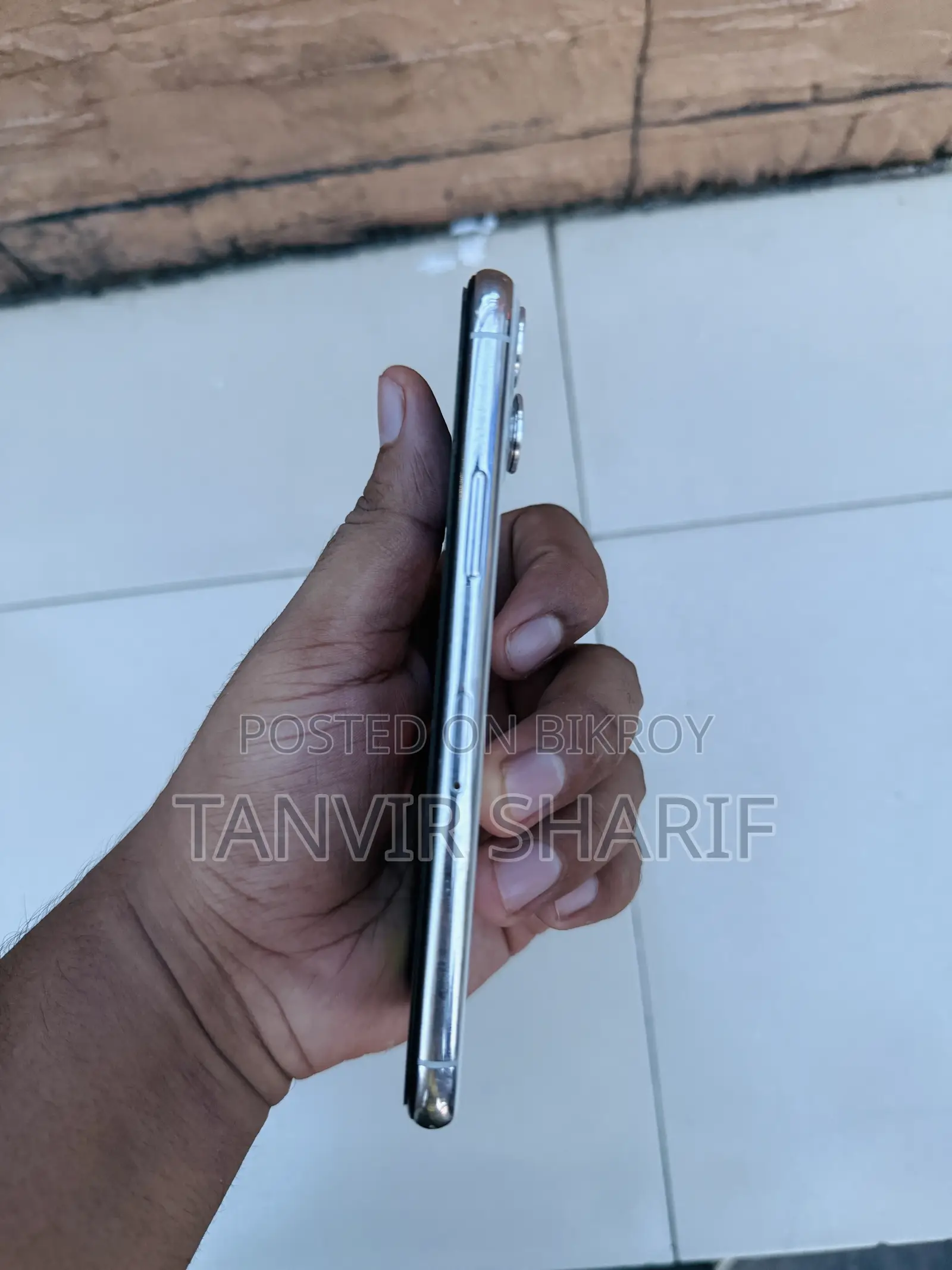 অ্যাপল আইফোন ১১ প্রো ৬৪ জিবি হোয়াইট