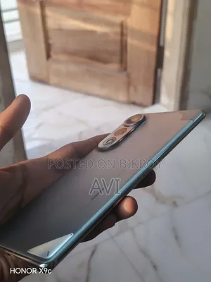 Tecno Pova Curve 256 GB Gray