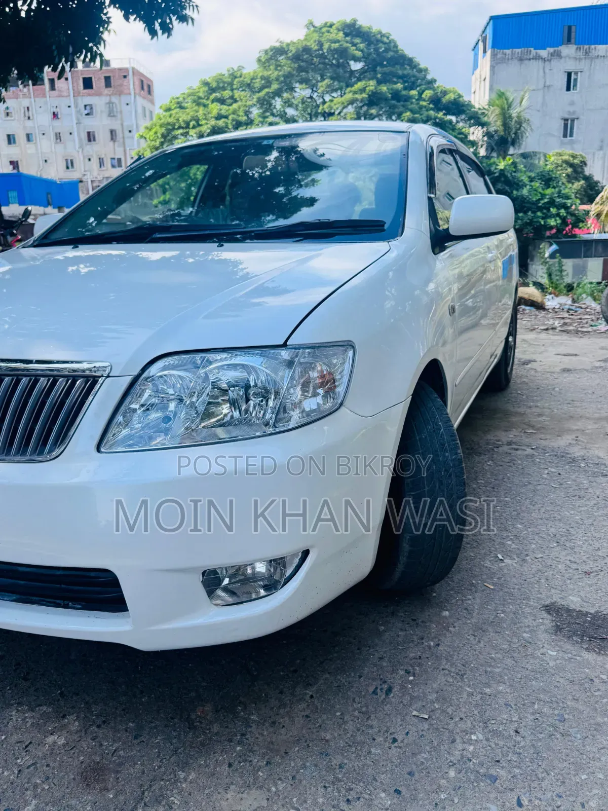 টয়োটা করোলা ২০০৪ পার্ল