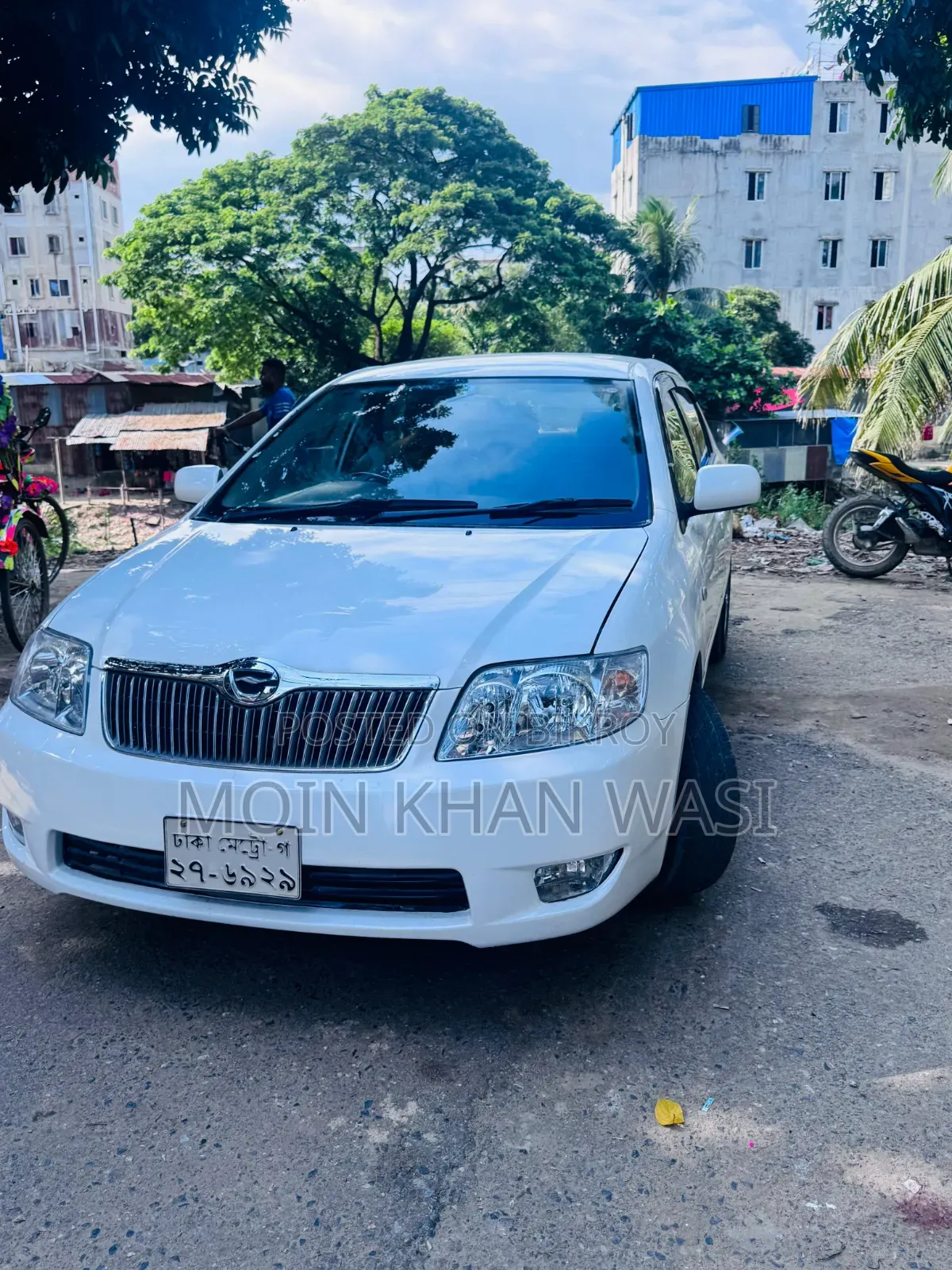 টয়োটা করোলা ২০০৪ পার্ল