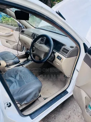 টয়োটা করোলা ২০০৪ পার্ল