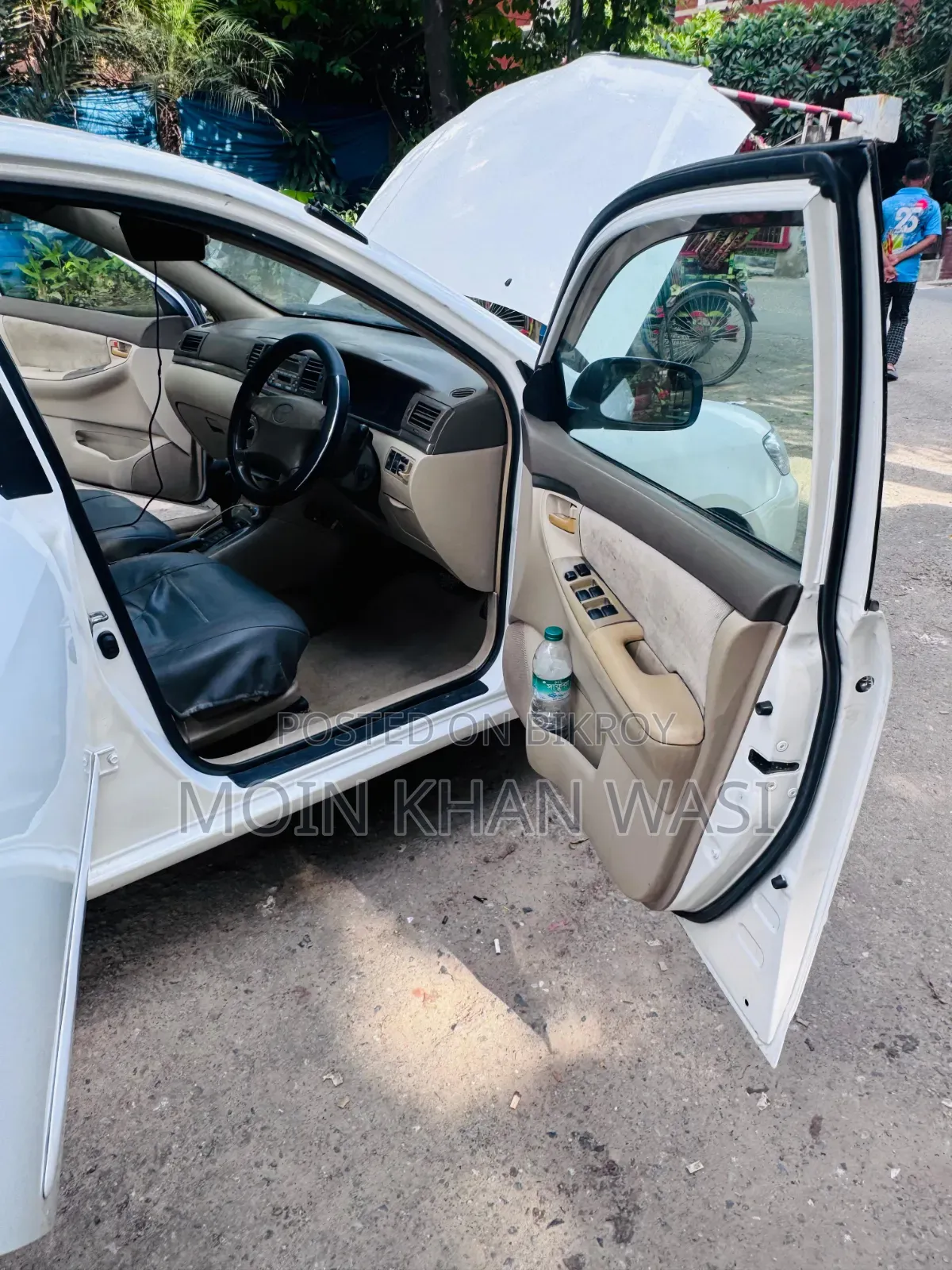 টয়োটা করোলা ২০০৪ পার্ল