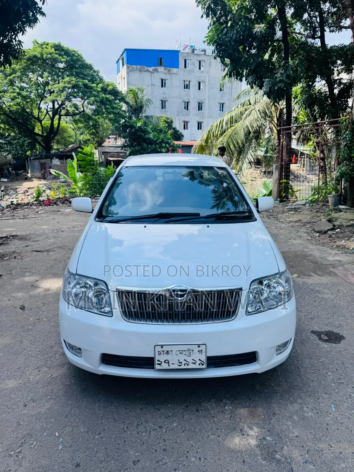 টয়োটা করোলা ২০০৪ পার্ল