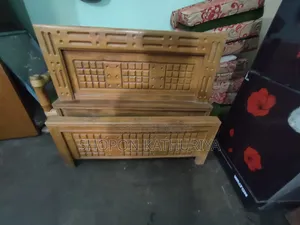 সেগুন কাঠের খাট বিক্রি করা হবে