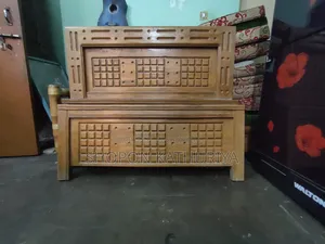 সেগুন কাঠের খাট বিক্রি করা হবে